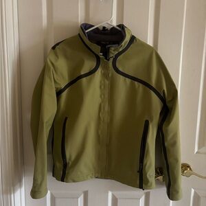 Mountain Hardwear Women’s Green and Gray Lined Jacket